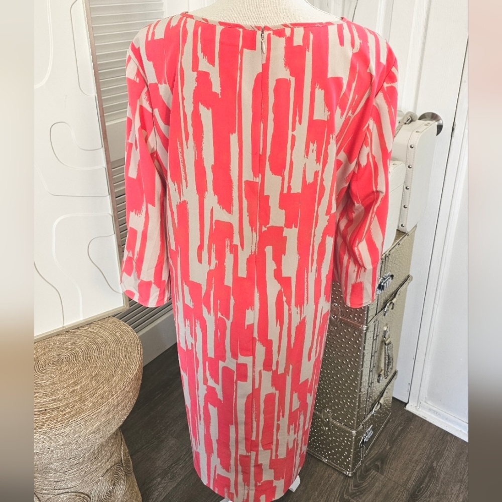 VIBRANT PENCIL DRESS🩷 - Picture 8 of 13